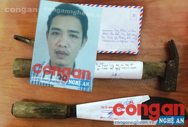 Nghịch tử chém cha đẻ và mẹ kế vì mâu thuẫn