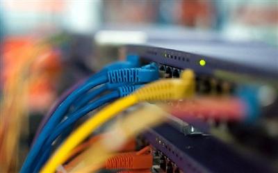 Ít nhất 40% hộ gia đình được dùng viễn thông băng rộng cố định