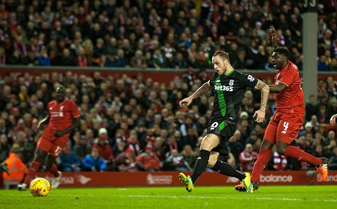 Arnautovic mở tỷ số cho Stoke