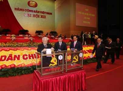 Thông cáo ngày làm việc thứ sáu Đại hội XII của Đảng
