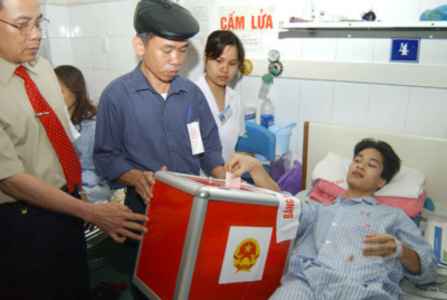 Dốc sức chuẩn bị để tổ chức thắng lợi cuộc bầu cử