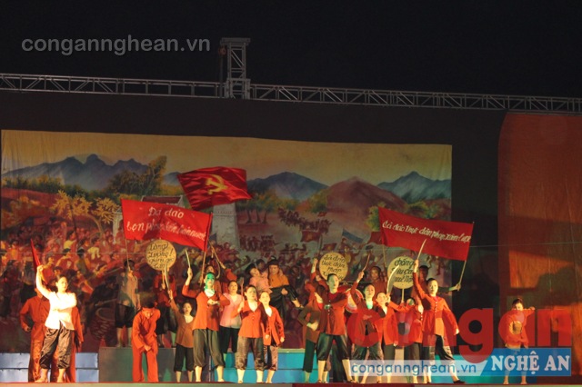 Đêm nghệ thuật chào mừng thành công Đại hội Đảng
