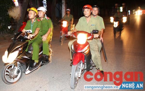 Các lực lượng phối hợp tuần tra, kiểm soát trên địa bàn phức tạp về ma túy
