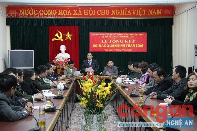 Toàn cảnh  lễ tổng kết Hội báo xuân 2016