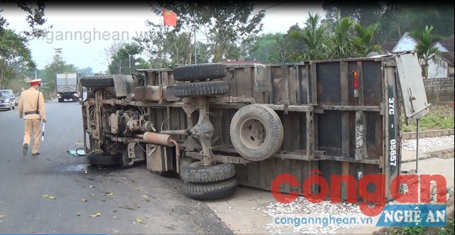 Những hình ảnh liên quan đến vụ tai nạn
