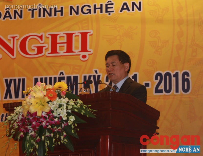 Đ/c Hồ Đức Phớc- UV TW Đảng, Bí thư Tỉnh ủy, Chủ tịch HĐND tỉnh phát biểu tại hội nghị