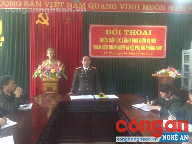 Tổ chức đối thoại với đoàn viên, phụ nữ