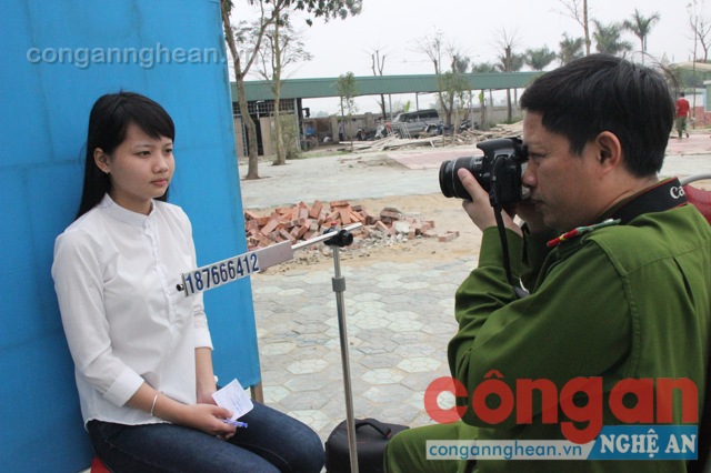 Chụp ảnh lưu hồ sơ 