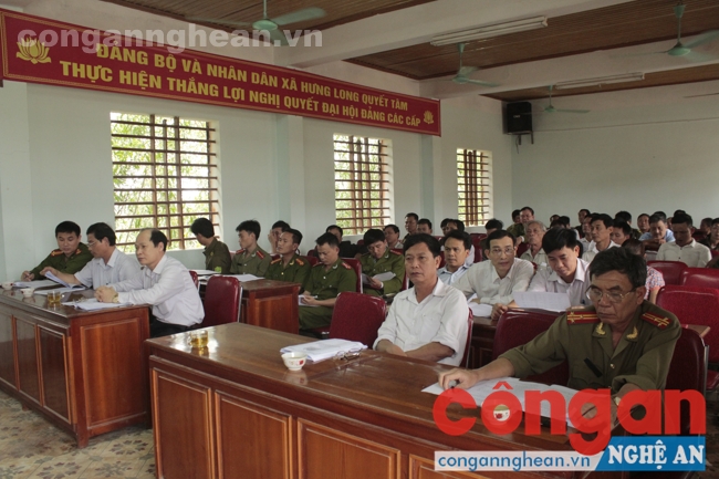 Đại biểu tham dự hội nghị