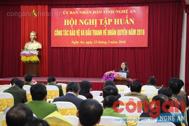 Tập huấn công tác bảo vệ và đấu tranh về nhân quyền 2016