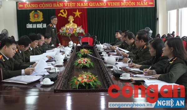 Tại buổi làm việc