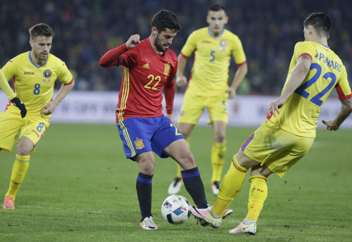 Romania 0 - 0 Tây Ban Nha: Nhạt nhòa !