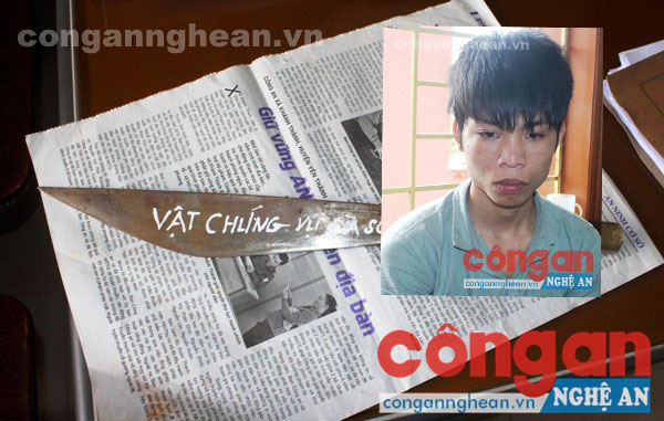 Mâu thuẫn nhỏ, dùng dao đâm vào lưng đối thủ