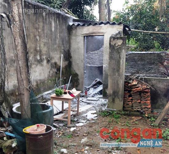 Nam thanh niên ôm bình gas châm lửa tự tử