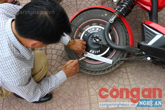 Cà số khung, số máy cho các phương tiện