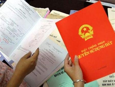 Gia tăng đột biến tỷ lệ người dân 'lót tay' khi làm sổ đỏ