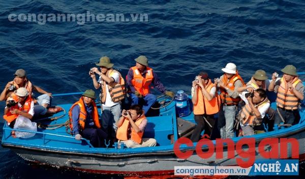 Nâng quyền lợi cho người làm báo