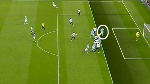 Bàn thắng của Man City được Aguero ghi ở thế việt vị