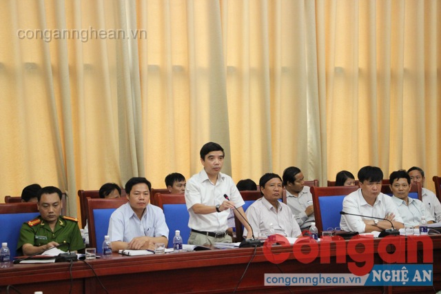 Lãnh đạo các địa phương và đoàn liên ngành phát biểu tại hội nghị