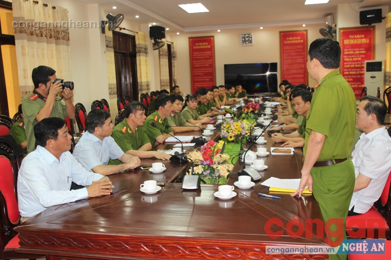 Toàn cảnh buổi trao thưởng 