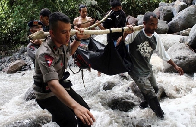 Indonesia: Sạt lở đất, 15 sinh viên thiệt mạng