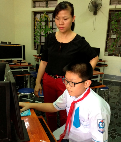 Cậu bé với niềm đam mê Tin học