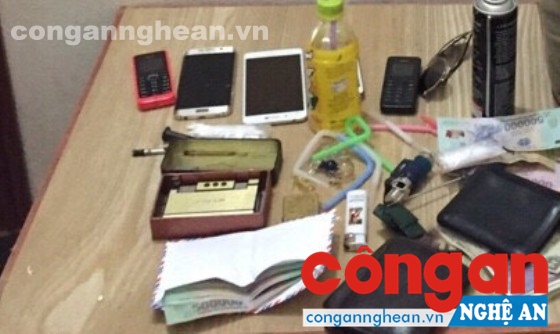 Tang vật vụ án