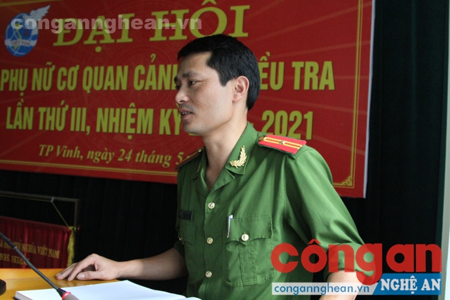 Đồng chí Thiếu tá Trần Đình Vinh - Phó trưởng phòng PC47 phát biểu tại Đại hội