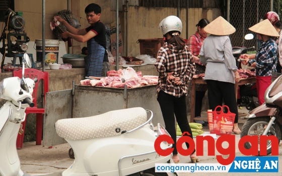Quản lý giết mổ gia súc tại TP Vinh: 'Xã, phường chưa vào cuộc'