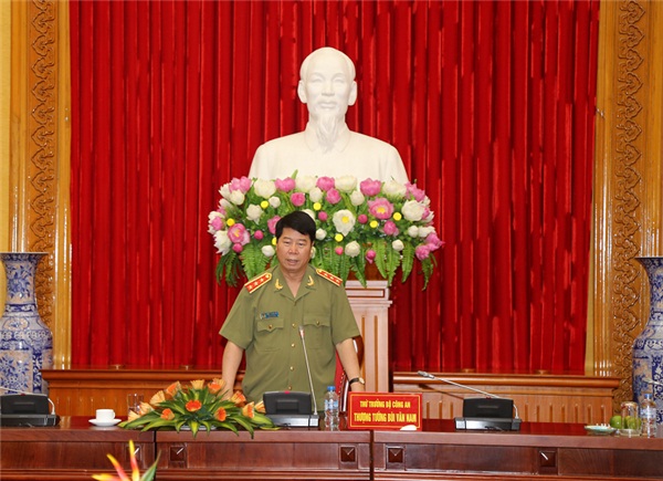 Thứ trưởng Bùi Văn Nam phát biểu tại buổi Lễ.