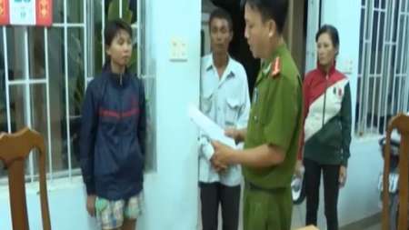 Nhóm nữ tuổi teen giết người tàn bạo