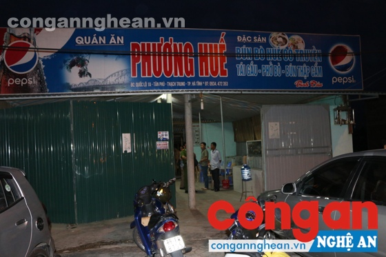 Địa điểm kiểm tra và phát hiện gần 70 kg chân, đuôi trâu bò bốc mùi hôi thối.