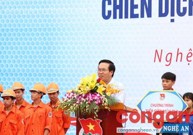 Đồng chí Võ Văn Thưởng, Trưởng ban Tuyên giáo Trung ương phát biểu tại Lễ ra quân