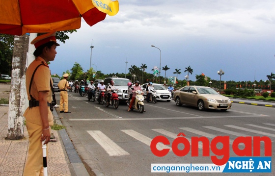 Đảm bảo ATGT trong mùa nắng nóng