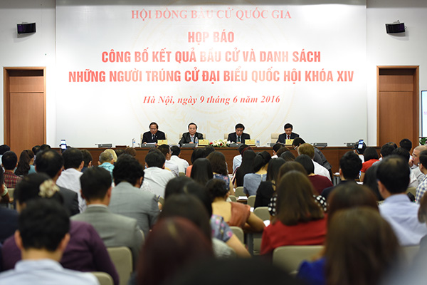 Toàn cảnh buổi họp báo