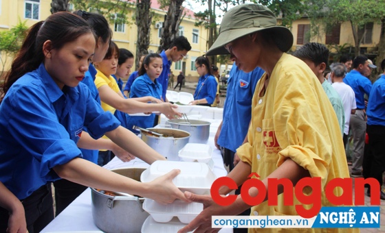 Sôi nổi chiến dịch thanh niên tình nguyện hè