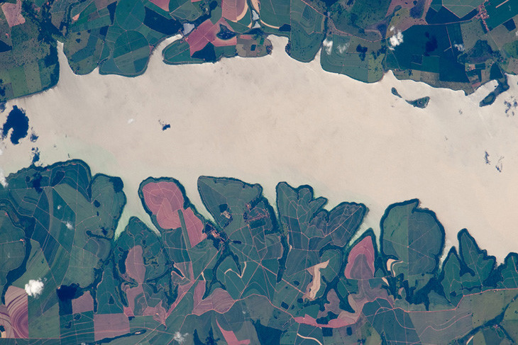 Một hồ nước ở Brazil.
