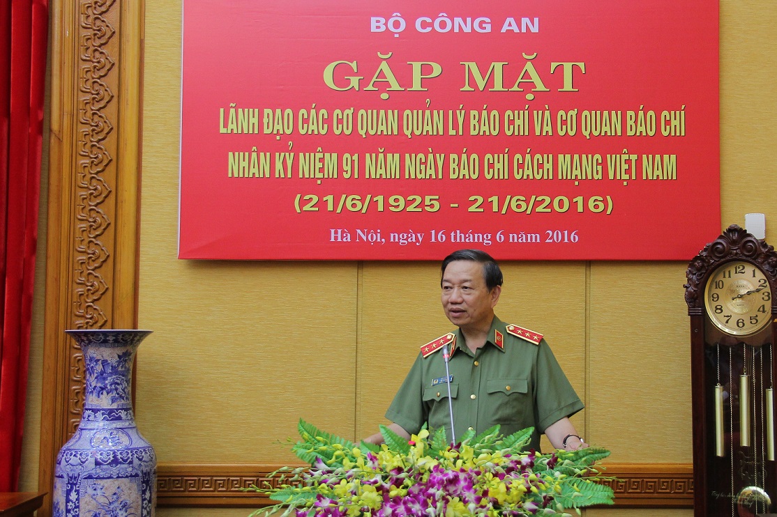 Bộ trưởng Tô Lâm phát biểu tại buổi gặp mặt.