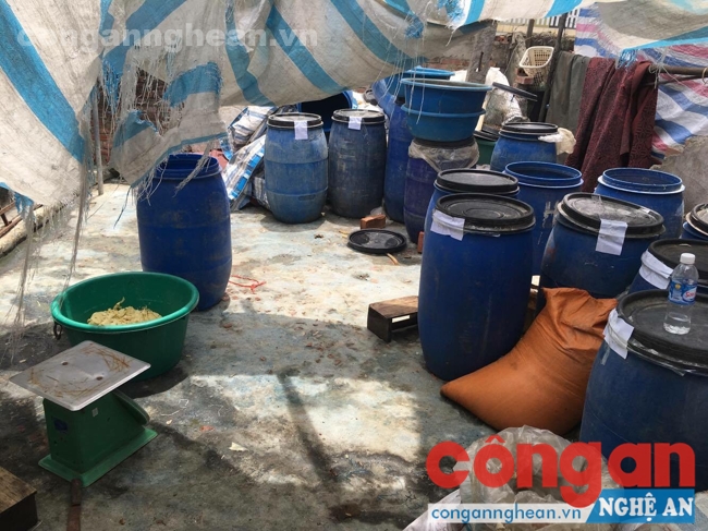 Nghệ An: Phát hiện 1 cơ sở buôn măng không rõ nguồn gốc