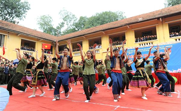 Và sôi động ở Hội thi dân vũ chào mừng 70 năm Ngày truyền thống Học viện ANND.