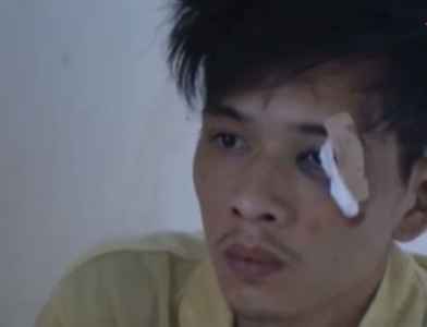 Chém 2 chị em để giật điện thoại