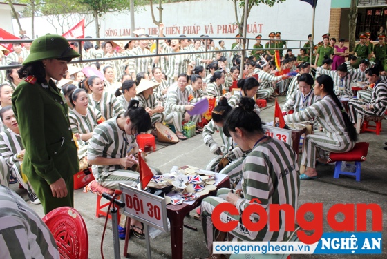 Phạm nhân Phân trại số 3 với hội thi tay nghề khâu bóng giỏi