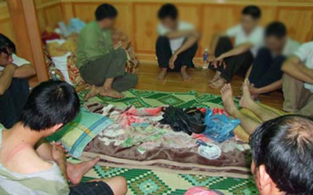 Bắt 2 vụ, 7 đối tượng về hành vi đánh bạc