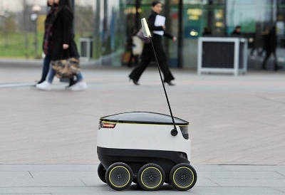 Robot giao hàng 6 bánh.