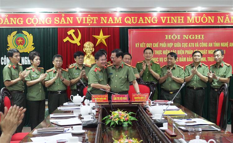 Ký kết quy chế phối hợp giữa Cục A70 với Công an Nghệ An
