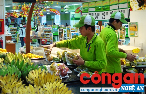 'Đường dài mới biết ngựa hay...'