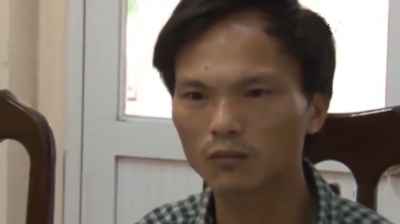 Trút mưa dao lên người vợ trẻ