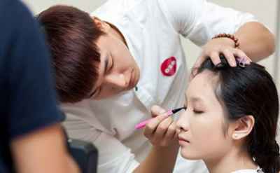 Nỗi niềm sinh viên làm nghề cho thuê… mặt