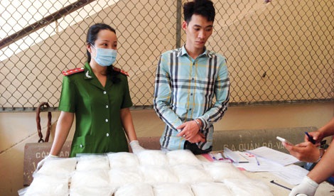 Đối diện trước họng súng của tội phạm