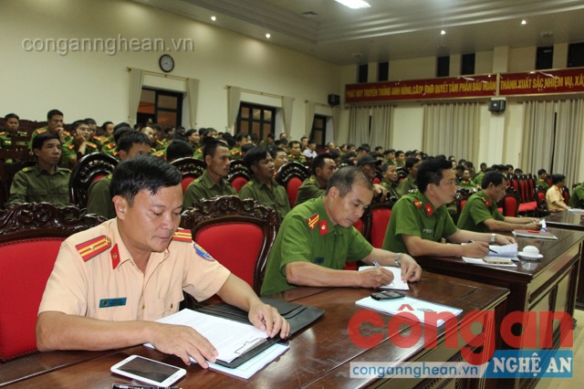 Tập huấn quy định xử phạt vi phạm hành chính trong lĩnh vực ATGT đường bộ - đường sắt